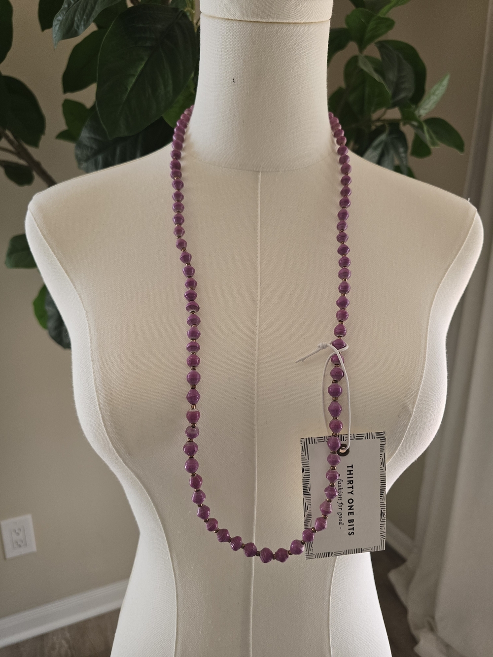 31 Bits Violet Faceted Bead Necklace